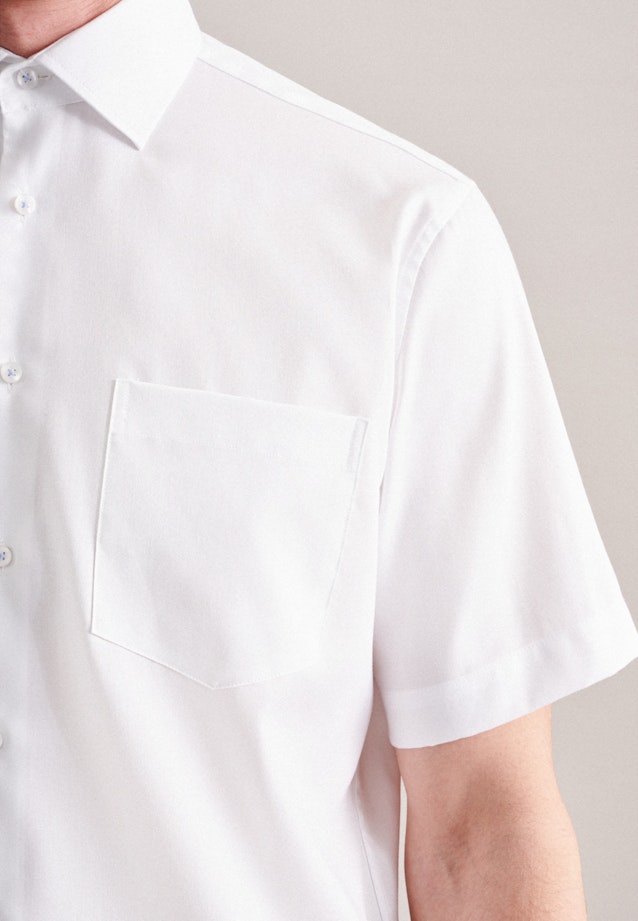 Non-iron Structure Short sleeve Business Shirt in Regular with Kent-Collar in White |  Seidensticker Onlineshop
