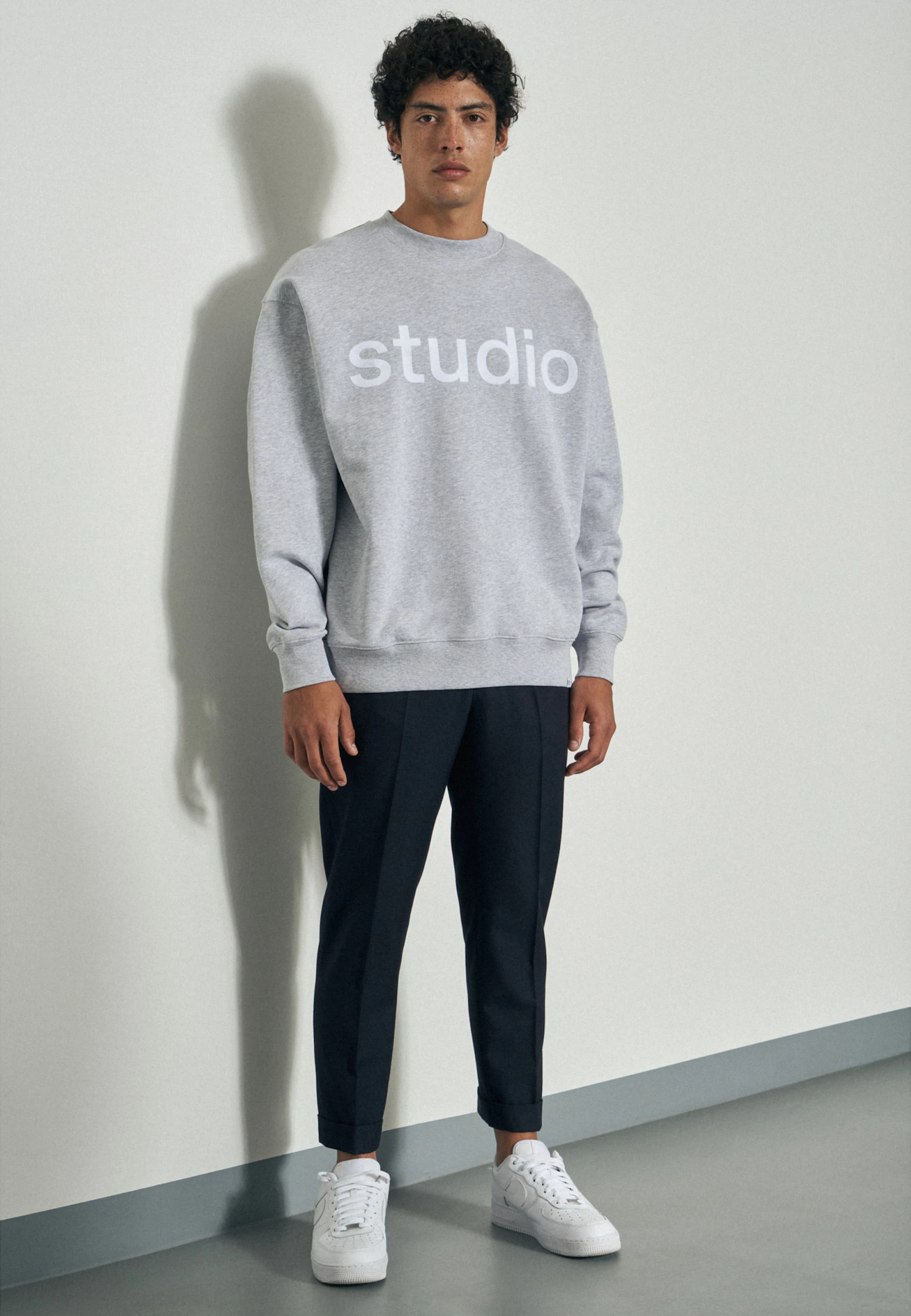 Men Sweatshirt Oversized grey | Studio Seidensticker