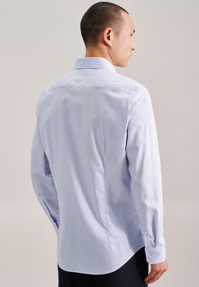 Non-iron Twill Business Shirt in Slim with Kent-Collar in Light Blue | Seidensticker online shop