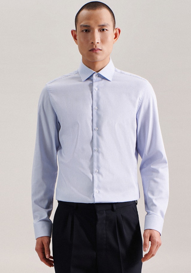 Non-iron Twill Business Shirt in Slim with Kent-Collar in Light Blue | Seidensticker Onlineshop