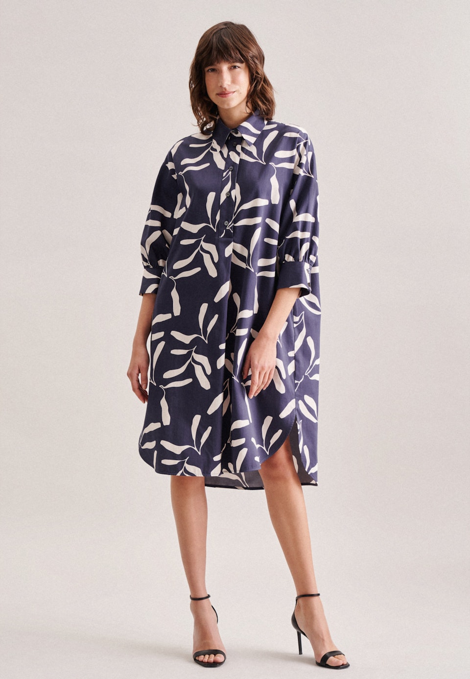 Kragen Kleid Oversized in Dunkelblau |  Seidensticker Onlineshop