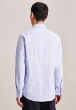 Business Shirt in Shaped with Button-Down-Collar in Light Blue |  Seidensticker Onlineshop