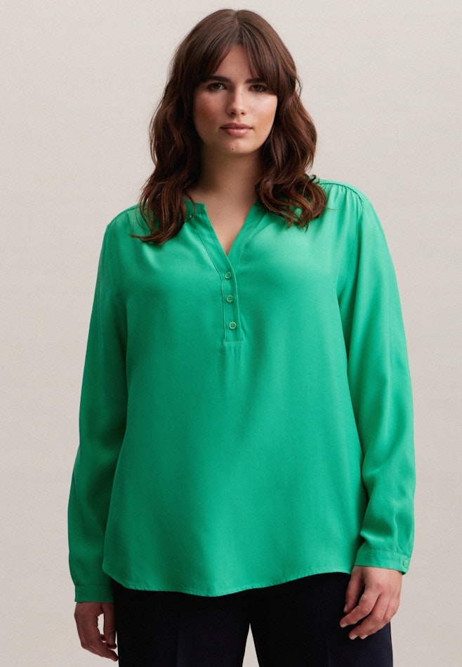 Grande taille V-Neck Slip Over Blouse in Green | Seidensticker online shop