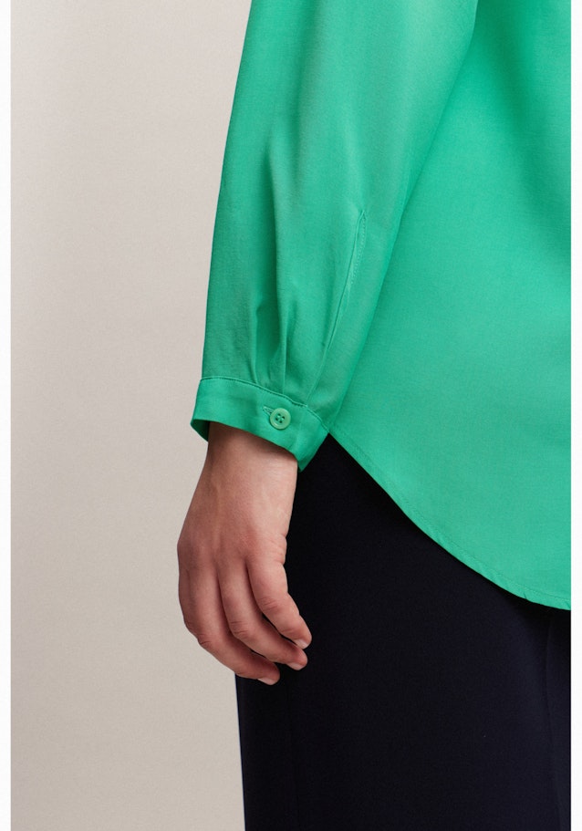Grande taille V-Neck Slip Over Blouse in Green |  Seidensticker Onlineshop