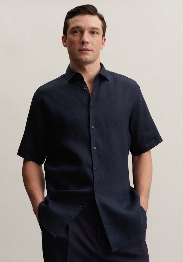 Linen Short sleeve Business Shirt in Regular fit with Kent-Collar in Dark Blue | Seidensticker Onlineshop