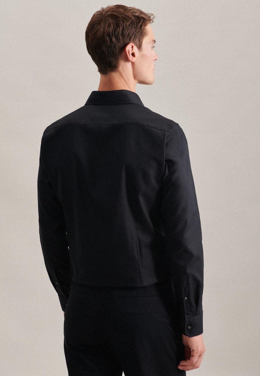 Bügelleichtes Twill Business Hemd in X-Slim mit Kentkragen in Schwarz |  Seidensticker Onlineshop