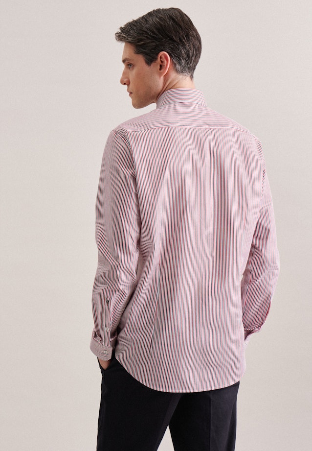 Non-iron Twill Business Shirt in Shaped with Kent-Collar in Red |  Seidensticker Onlineshop