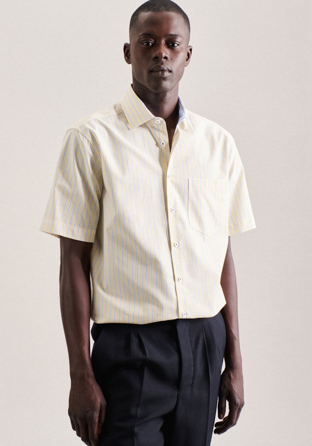 Bügelfreies Popeline Kurzarm Business Hemd in Regular mit Kentkragen in Gelb | Seidensticker Onlineshop
