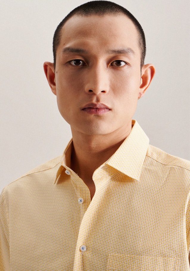 Poplin Short sleeve Business Shirt in Regular with Kent-Collar in Yellow |  Seidensticker Onlineshop