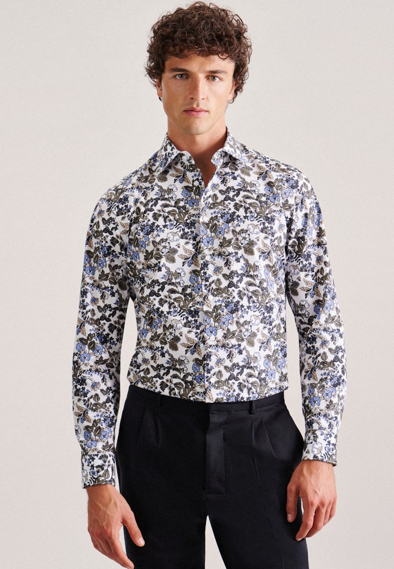 Business Shirt in Shaped with Kent-Collar