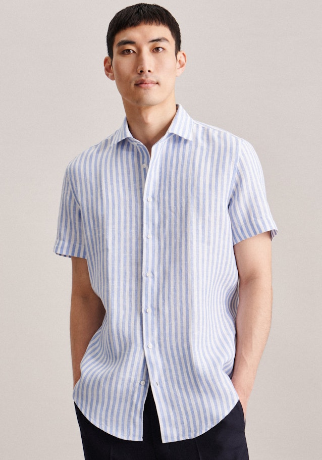 Linen Short sleeve Business Shirt in Shaped with Kent-Collar in Light Blue | Seidensticker Onlineshop