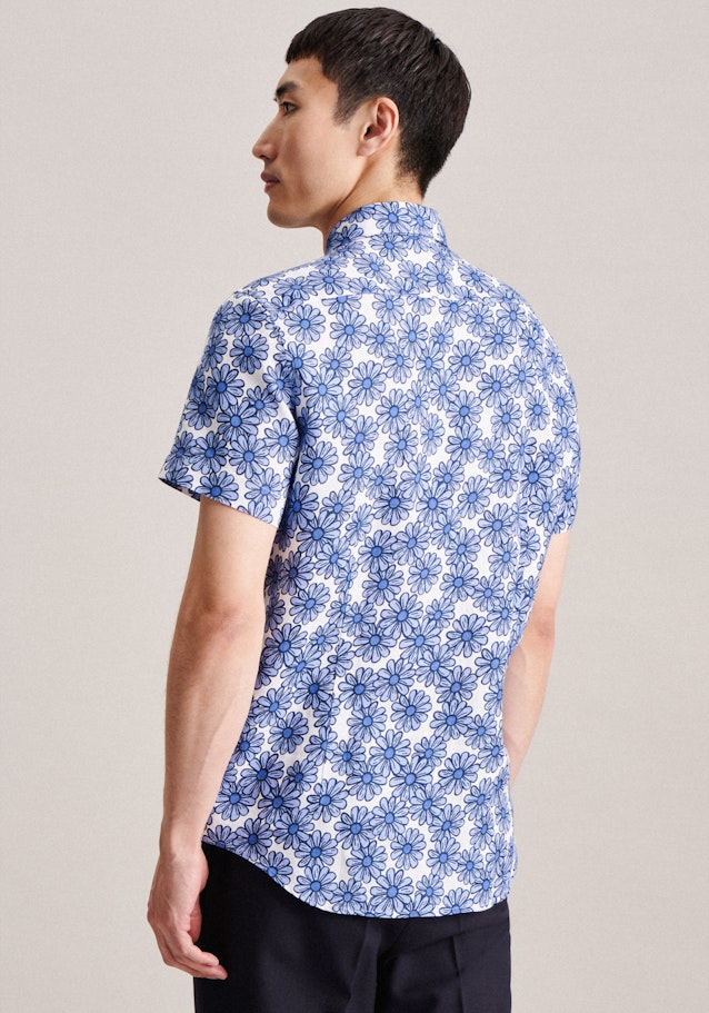 Linen Short sleeve Business Shirt in Shaped with Kent-Collar in Light Blue |  Seidensticker Onlineshop