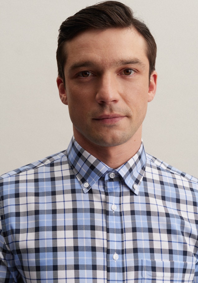 Non-iron Twill Business Shirt in X-Slim with Button-Down-Collar in Dark Blue | Seidensticker Onlineshop