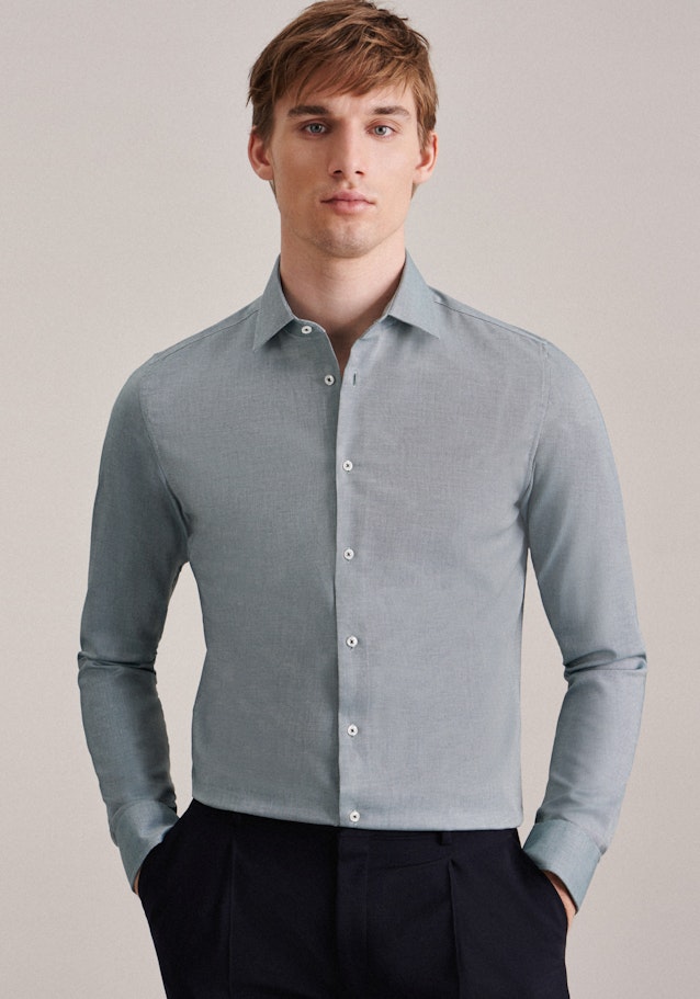 Non-iron Structure Business Shirt in Slim with Kent-Collar and extra long sleeve in Green |  Seidensticker Onlineshop