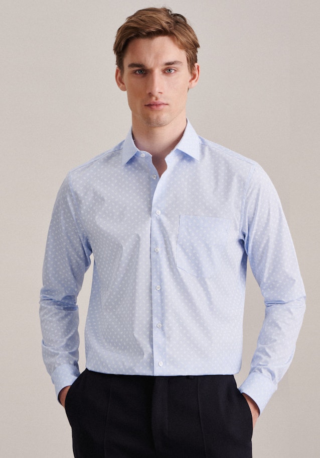 Poplin Business Shirt in Shaped with Kent-Collar and extra long sleeve in Light Blue |  Seidensticker Onlineshop