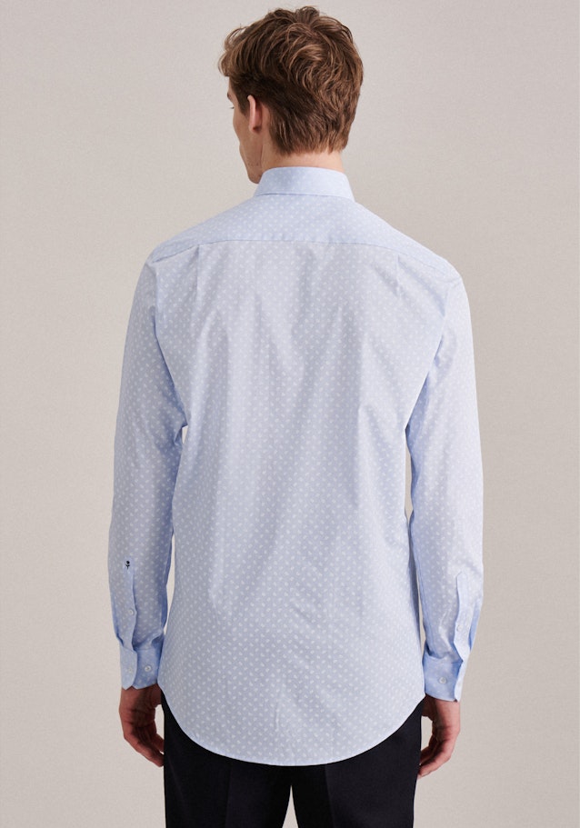 Poplin Business Shirt in Shaped with Kent-Collar and extra long sleeve in Light Blue |  Seidensticker Onlineshop