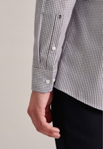 Non-iron Twill Business Shirt in Shaped with Kent-Collar and extra long sleeve in Red |  Seidensticker Onlineshop