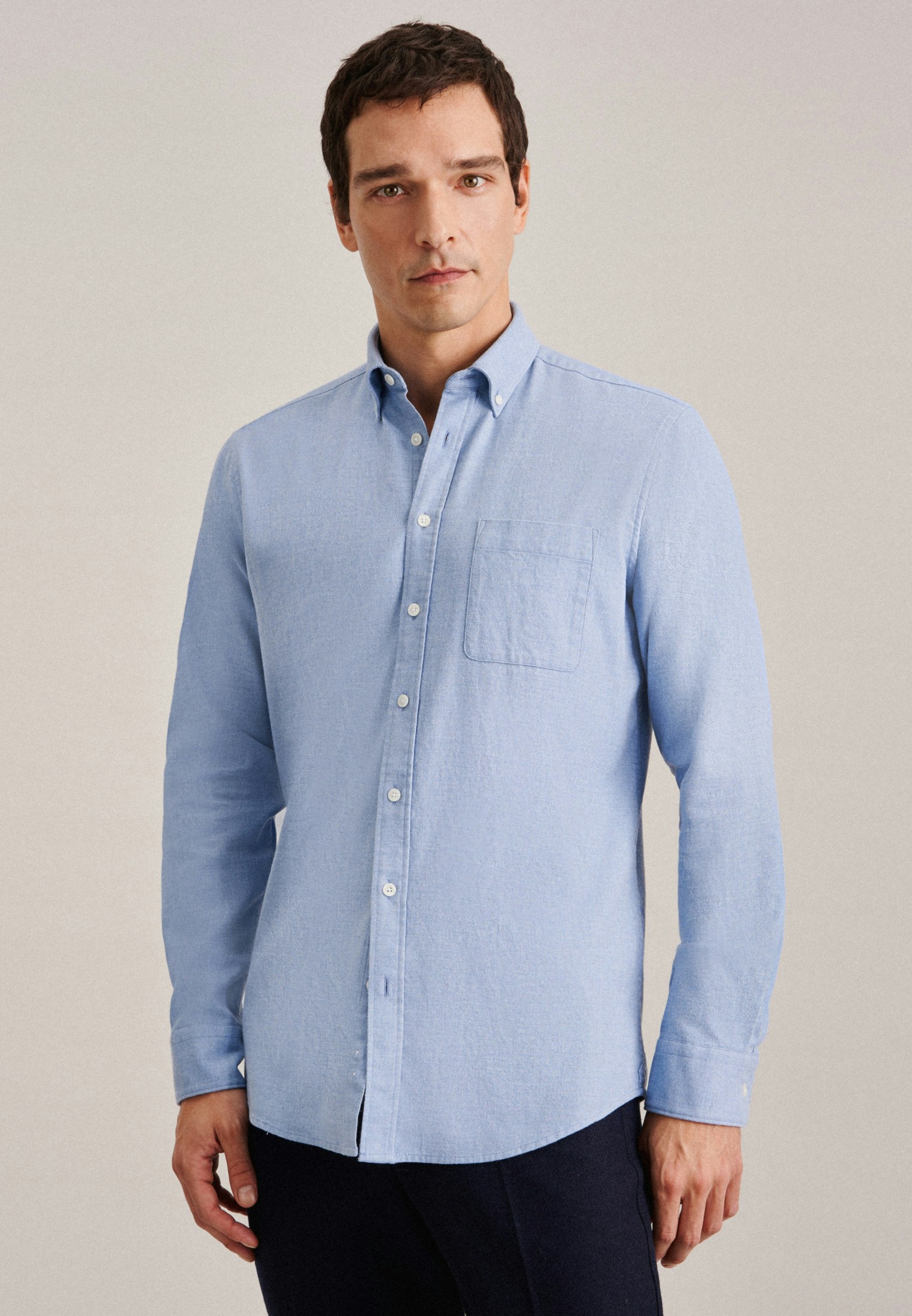 Twill Casual Hemd in Regular mit Button-Down-Kragen Uni