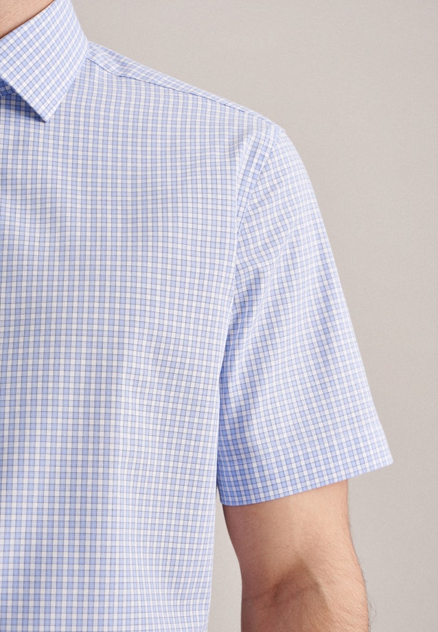 Shaped Chemise d'affaires carreaux in Bleu Clair |  Seidensticker Onlineshop