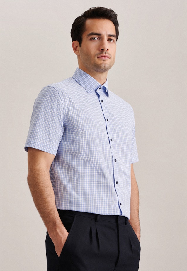 Shaped Chemise d'affaires carreaux in Bleu Clair |  Seidensticker Onlineshop