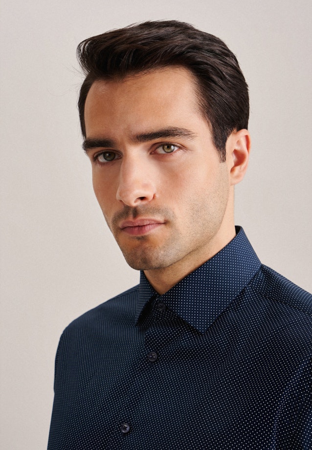Poplin Short sleeve Business Shirt in Shaped with Kent-Collar in Dark Blue | Seidensticker Onlineshop