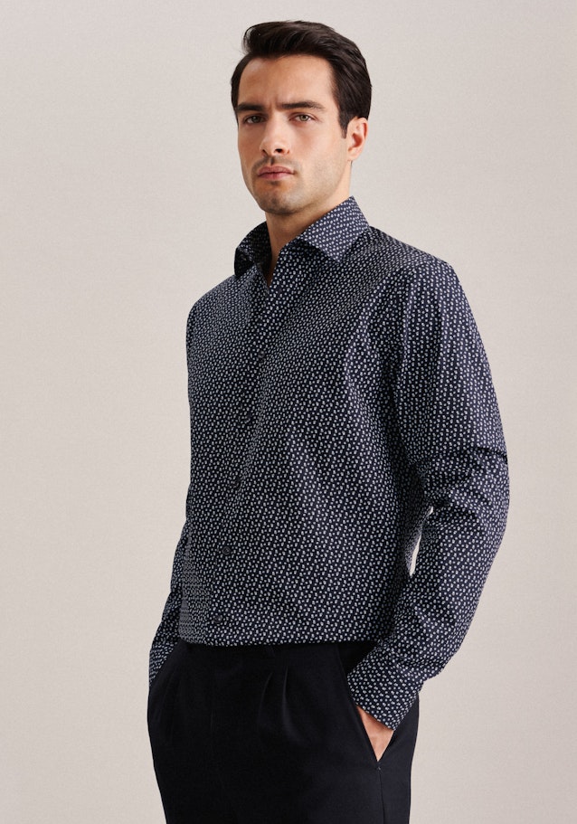 Poplin Business Shirt in Shaped with Kent-Collar and extra long sleeve in Dark Blue | Seidensticker Onlineshop