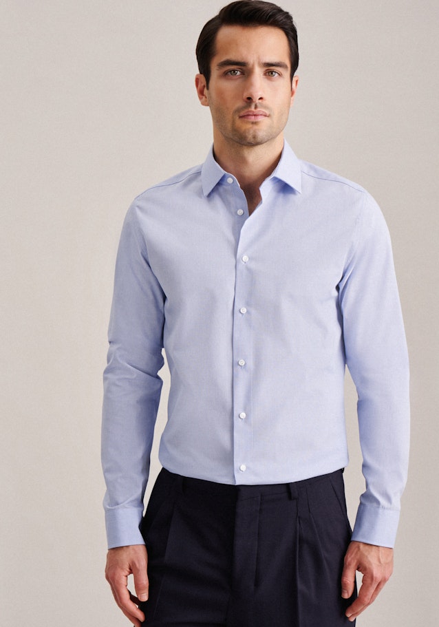 Non-iron Pepita Business Shirt in Slim with Kent-Collar and extra long sleeve in Light Blue |  Seidensticker Onlineshop