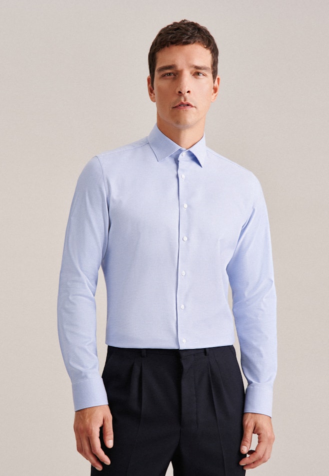 Non-iron Structure Business Shirt in X-Slim with Kent-Collar in Light Blue | Seidensticker online shop