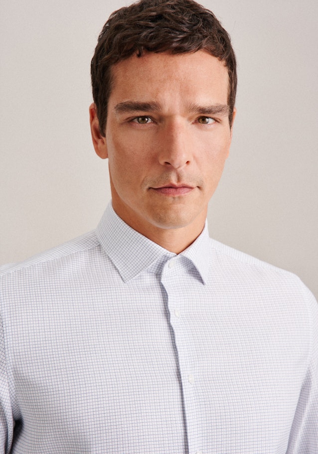 Non-iron Herringbone pattern Business Shirt in Slim with Kent-Collar in Medium Blue | Seidensticker Onlineshop
