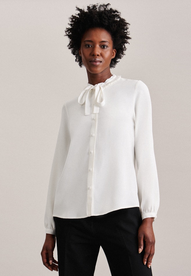 Long sleeve Crepe Stand-Up Blouse in White | Seidensticker online shop