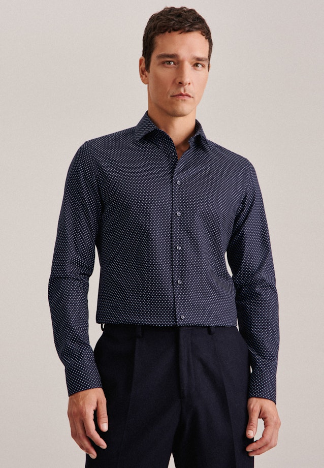 Business Shirt in Shaped with Kent-Collar in Dark Blue | Seidensticker Onlineshop