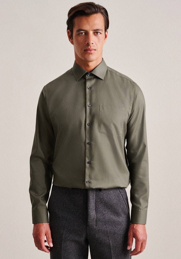 Non-iron Structure Business Shirt in Regular with Kent-Collar in Green | Seidensticker Onlineshop
