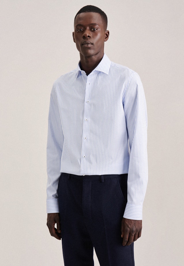 Non-iron Twill Business Shirt in Slim with Kent-Collar in Light Blue | Seidensticker Onlineshop