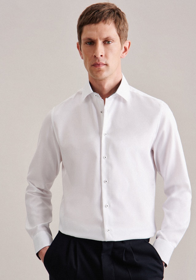 Non-iron Structure Business Shirt in Shaped with Kent-Collar in White | Seidensticker Onlineshop