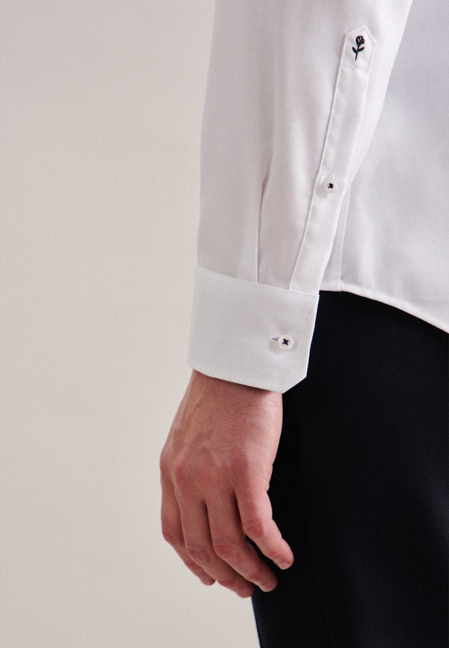 Non-iron Structure Business Shirt in Shaped with Kent-Collar in White |  Seidensticker Onlineshop