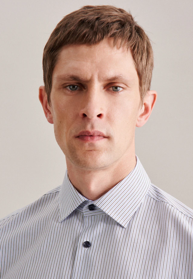 Shaped Business Hemd Streifen in Hellblau |  Seidensticker Onlineshop