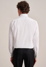 Non-iron Poplin Gala Shirt in Regular with Wing Collar and extra long sleeve in White |  Seidensticker Onlineshop