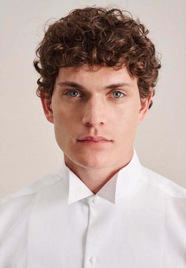Non-iron Poplin Gala Shirt in Regular with Wing Collar and extra long sleeve in White |  Seidensticker Onlineshop