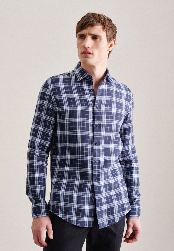 Business Shirt in X-Slim with Kent-Collar in Dark Blue | Seidensticker online shop