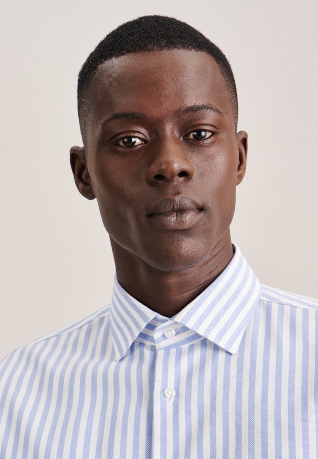 Shaped Chemise d'affaires rayures in Bleu Clair |  Seidensticker Onlineshop