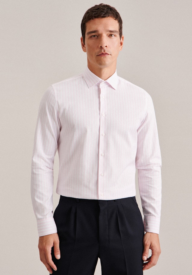Non-iron Structure Business Shirt in Shaped with Kent-Collar in Pink | Seidensticker Onlineshop