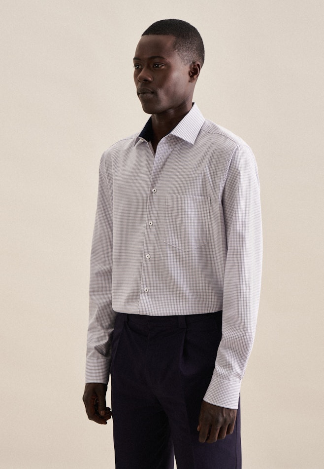 Non-iron Poplin Business Shirt in Regular with Kent-Collar in Purple | Seidensticker online shop