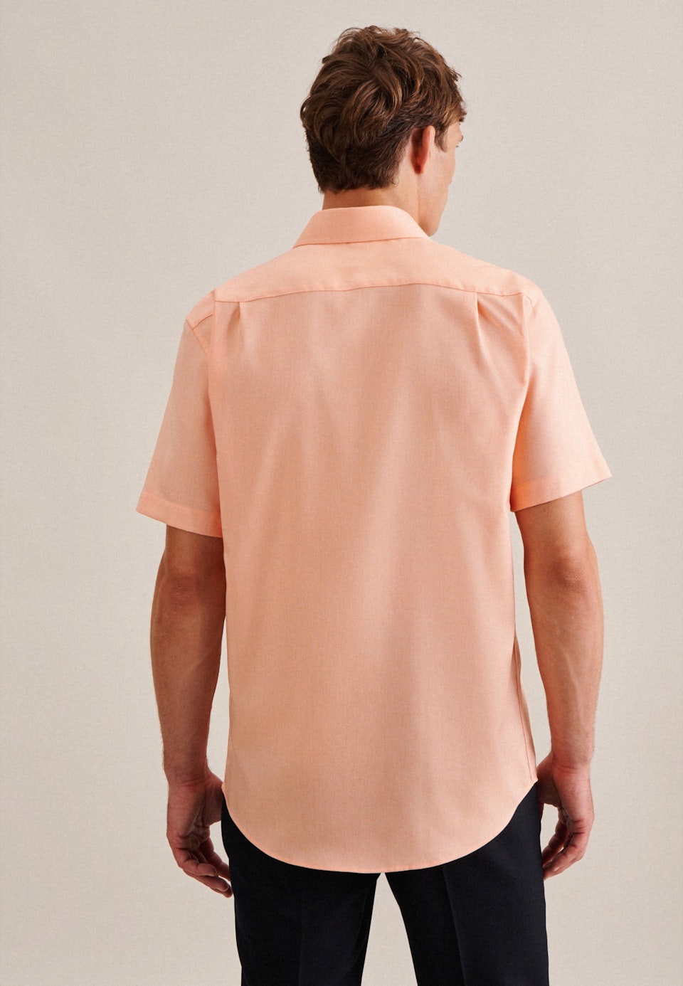 Bügelfreies Struktur Kurzarm Business Hemd in Regular mit Kentkragen in Orange |  Seidensticker Onlineshop