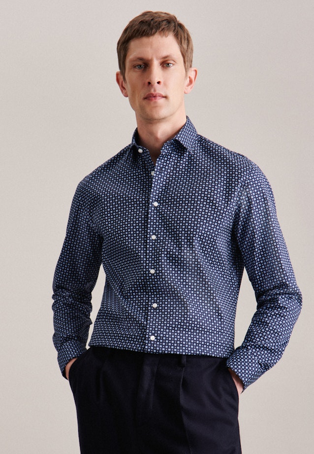 Performance shirt in Slim with Kent-Collar in Dark Blue | Seidensticker Onlineshop