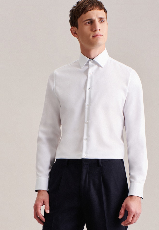 Non-iron Twill Business Shirt in Shaped with Kent-Collar in White | Seidensticker online shop