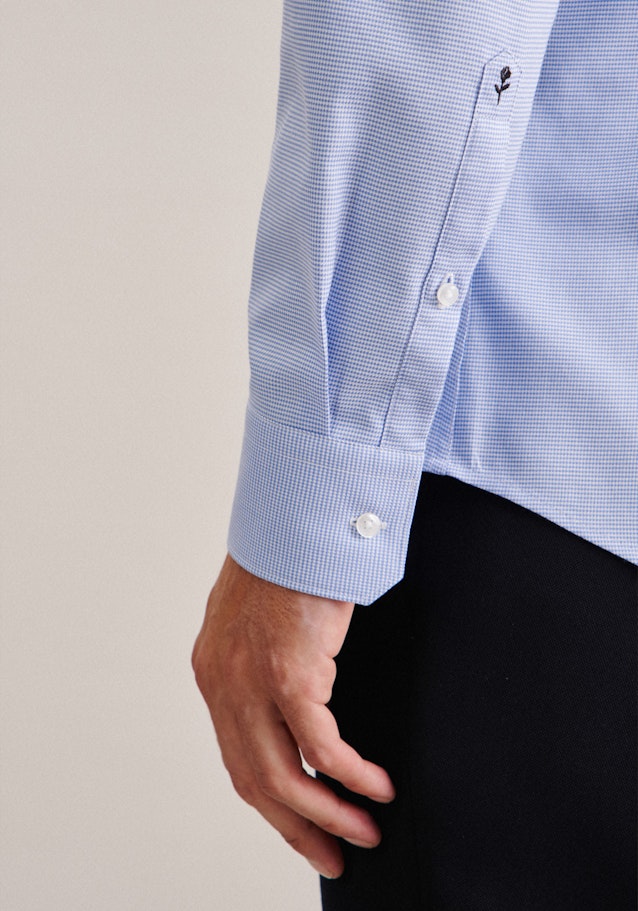 Shaped Business shirt Structure in Light Blue | Seidensticker Onlineshop