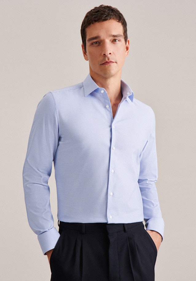 Shaped Business shirt Structure in Light Blue | Seidensticker Onlineshop