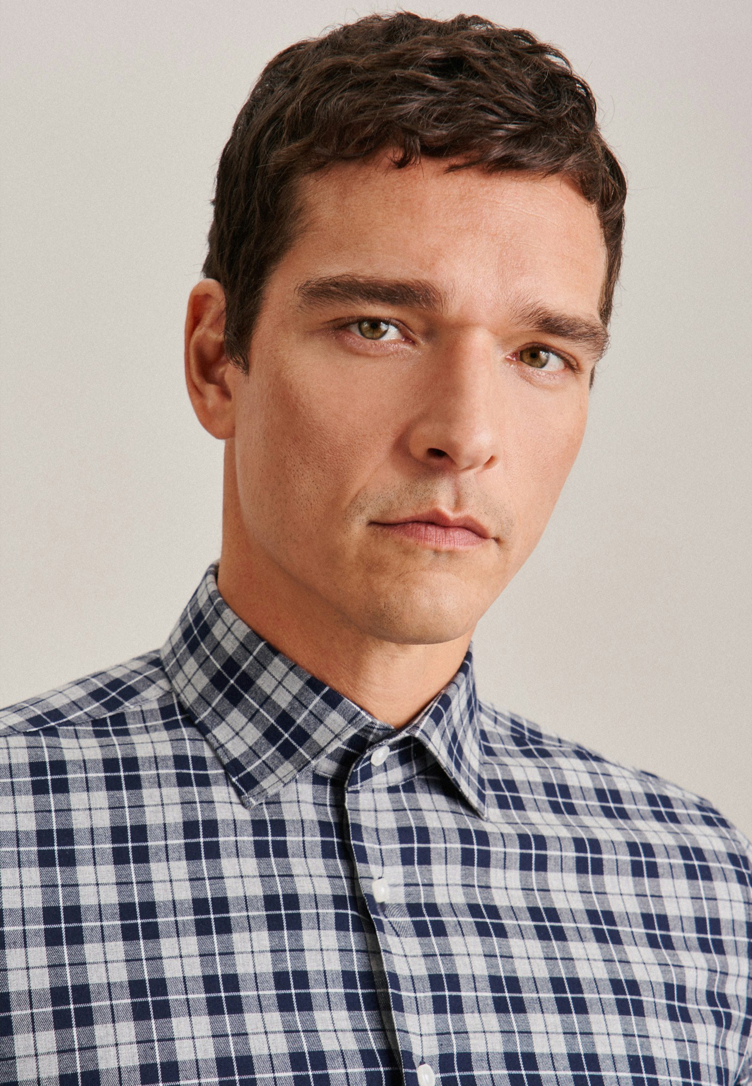 Men Twill Flannel shirt in Shaped with Kent-Collar and extra long 