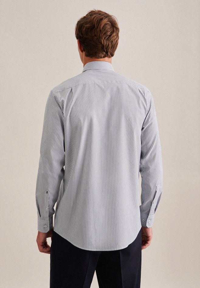 Non-iron Poplin Business Shirt in Regular with Kent-Collar in Green | Seidensticker online shop