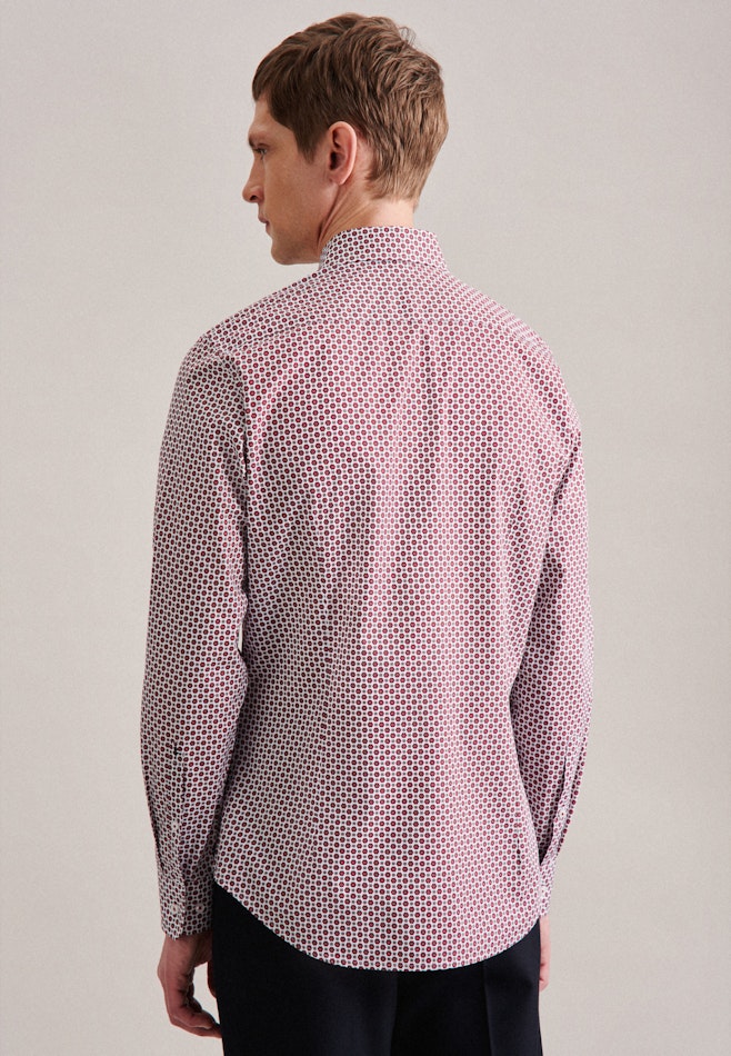 Business Shirt in Shaped with Kent-Collar in Red | Seidensticker online shop